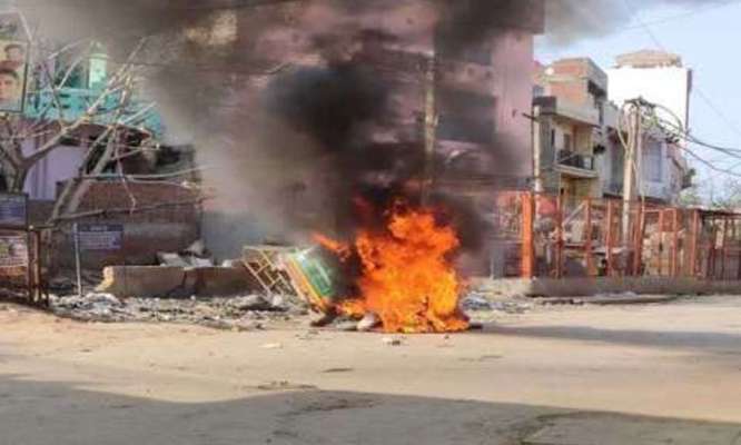 Life-threatening game of action | क्रिया-प्रतिक्रियांचा जीवघेणा खेळ Life-threatening game of action | क्रिया-प्रतिक्रियांचा जीवघेणा खेळ