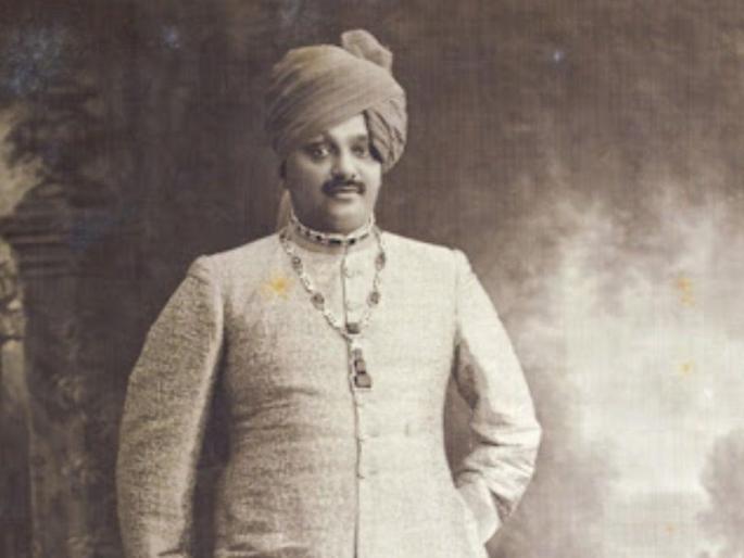 Russia Ukraine War: How to forget India's favors? Poland is helping Indian students ukraine today because of the Maharaja of Jamnagar | Russia Ukraine War: भारताचे उपकार विसरणार कसे? जामनगरच्या महाराजांमुळे पोलंड आज करतोय भारतीय विद्यार्थ्यांना मदत Russia Ukraine War: How to forget India's favors? Poland is helping Indian students ukraine today because of the Maharaja of Jamnagar | Russia Ukraine War: भारताचे उपकार विसरणार कसे? जामनगरच्या महाराजांमुळे पोलंड आज करतोय भारतीय विद्यार्थ्यांना मदत