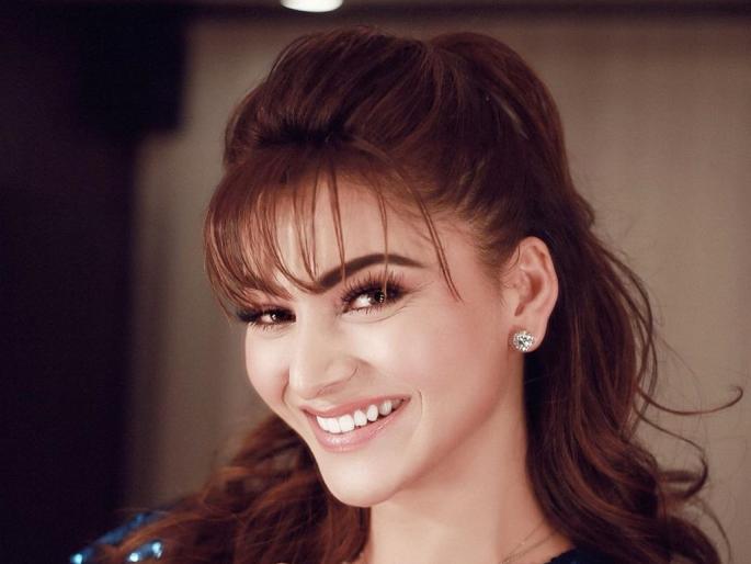 Urvashi Rautela has contributed a total of Rs 5 crore to relief funds to fight against the ongoing coronavirus pandemic-ram | बोल्ड फोटो नाही तर या कृतीमुळे उर्वशी रौतेला आलीय चर्चेत, वाचून तुम्हालाही वाटेल अभिमान Urvashi Rautela has contributed a total of Rs 5 crore to relief funds to fight against the ongoing coronavirus pandemic-ram | बोल्ड फोटो नाही तर या कृतीमुळे उर्वशी रौतेला आलीय चर्चेत, वाचून तुम्हालाही वाटेल अभिमान