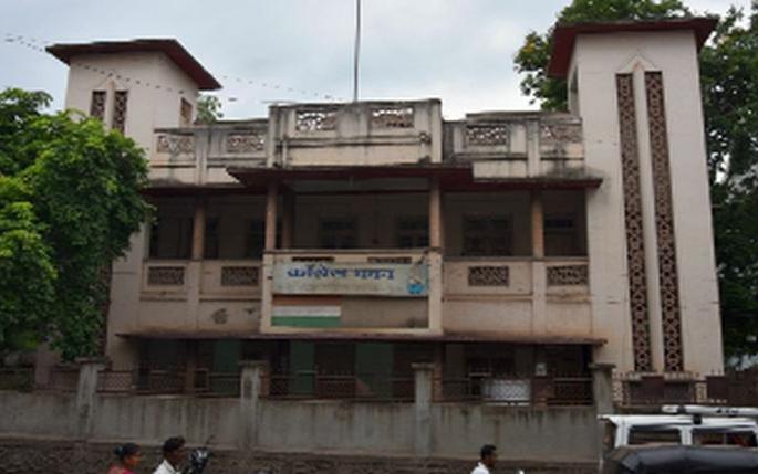 Congrats still in Congress office | कॉँग्रेस कार्यालयामध्ये अद्याप शुकशुकाट