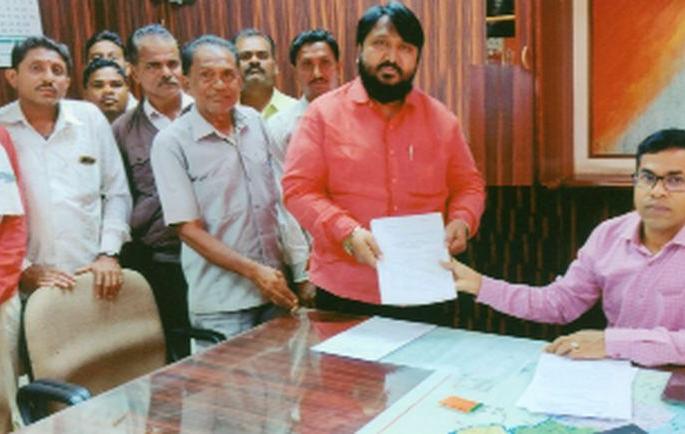 ... will not control the land | ... तर शेतजमीनींचा ताबा देणार नाही ... will not control the land | ... तर शेतजमीनींचा ताबा देणार नाही