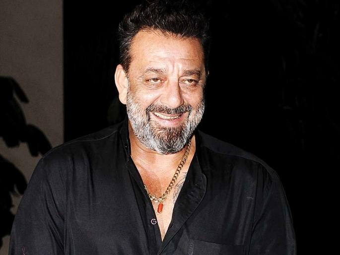 sanjay dutt was the reason sadashiv amrapurkar got his cult character maharani in sadak | Birthday Special : संजय दत्तला ‘बॉस’ आठवला आणि ‘महाराणी’चा जन्म झाला !