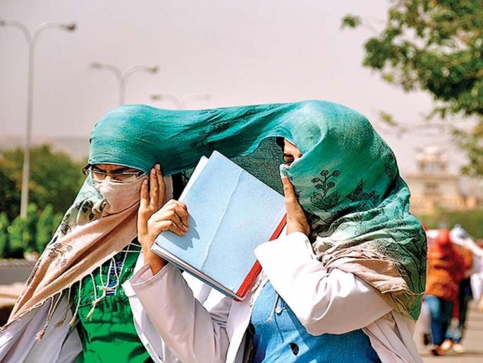 Vaishakh Vanava in Maharashtra; Warning of heat wave again | Heat Wave in Maharashtra: महाराष्ट्रात वैशाख वणवा; पुन्हा उष्णतेच्या लाटेचा इशारा Vaishakh Vanava in Maharashtra; Warning of heat wave again | Heat Wave in Maharashtra: महाराष्ट्रात वैशाख वणवा; पुन्हा उष्णतेच्या लाटेचा इशारा