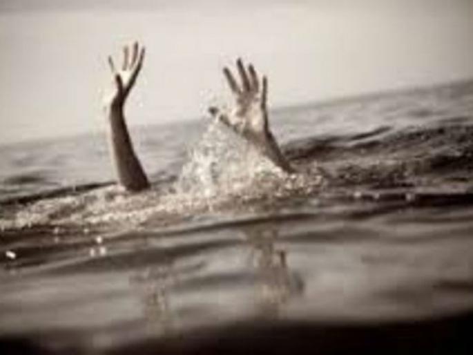 Five people from Sangola drown in the water! | सांगोल्यातील पाच जण पाण्यात बुडाले !