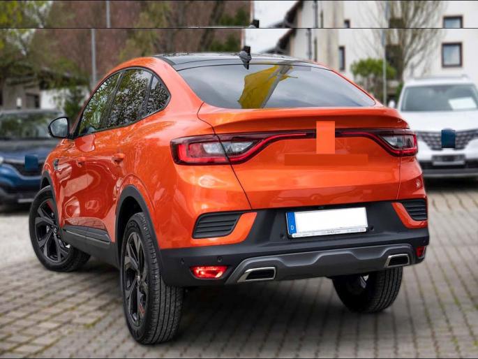 Even before Maruti's Fronx, the Renault company's flashy Arkana SUVs were discussed; Look at the design smartly will launch soon see price | मारुतीची फ्राँक्सयेण्यापूर्वीच या कंपनीच्या चकाचक एसयुव्हीची चर्चा; डिझाईन पहा, कल्ला होणार Even before Maruti's Fronx, the Renault company's flashy Arkana SUVs were discussed; Look at the design smartly will launch soon see price | मारुतीची फ्राँक्सयेण्यापूर्वीच या कंपनीच्या चकाचक एसयुव्हीची चर्चा; डिझाईन पहा, कल्ला होणार