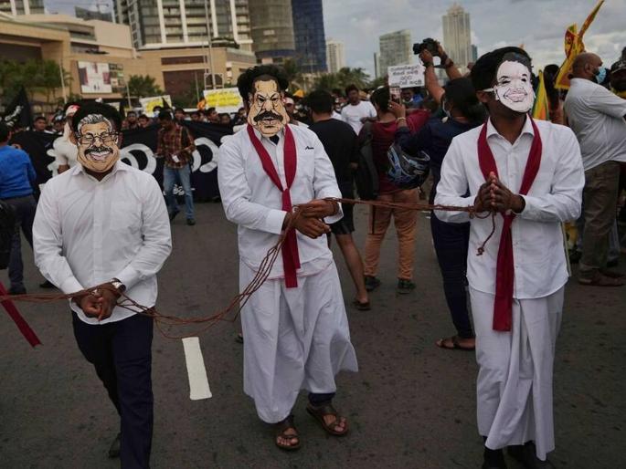 Editorial: Shrilankan people not like Indian Help on financial Crisis | Editorial: संपादकीय: ज्याचे करावे बरे...; भारत नेहमी हाच अनुभव का घेतो?