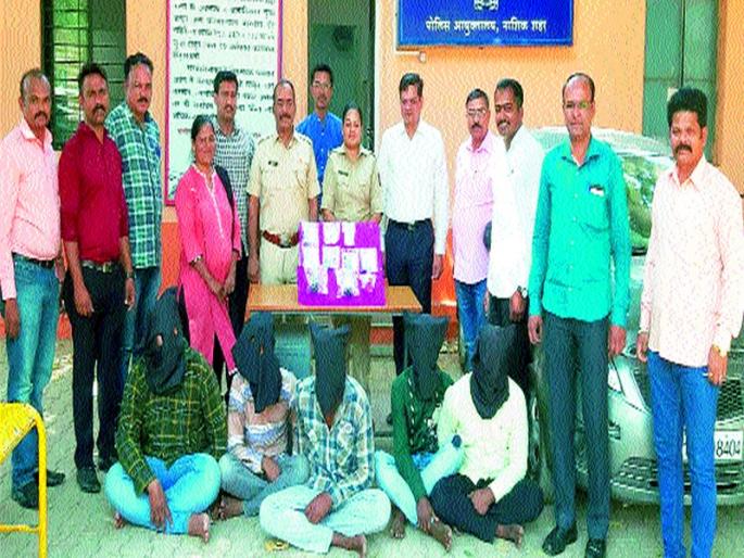  In possession of a gang of exiles who looted the city | शहरात लूटमार करणारी परराज्यांतील टोळी ताब्यात