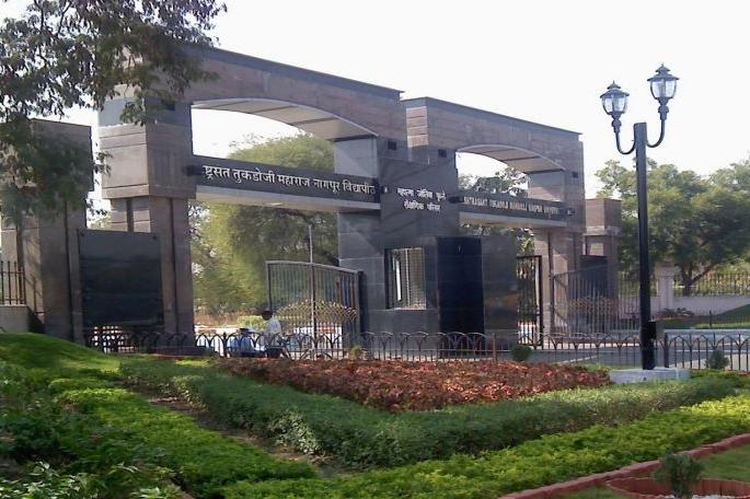 graduates increases Nagpur University this year; Twelve thousand increase | नागपूर विद्यापीठात यंदा छप्पर फाडके पदवीधर; बारा हजारांनी वाढ
