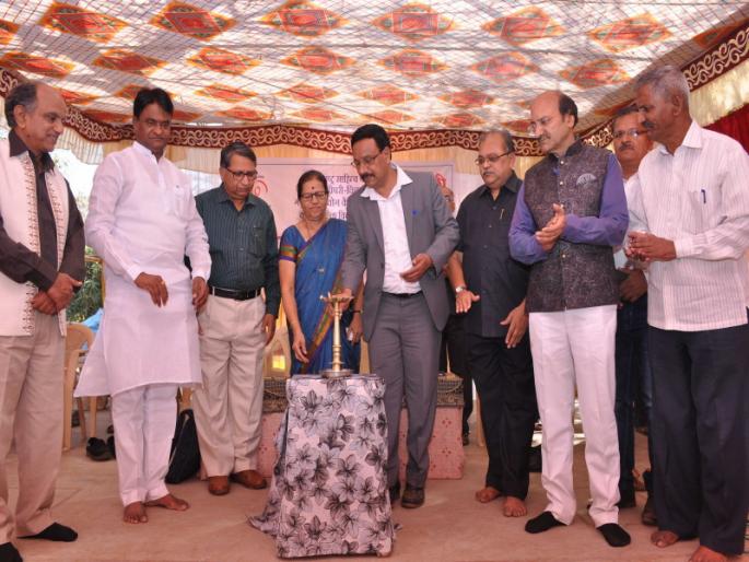 inauguration of Balkumar Sahitya Samelan by Milind Joshi in Chakan, Pune | पुस्तकामुळे मन, बुद्धी श्रीमंत होते : इंदुमती जोंधळे; बालकुमार साहित्य संमेलनाचे उद्घाटन inauguration of Balkumar Sahitya Samelan by Milind Joshi in Chakan, Pune | पुस्तकामुळे मन, बुद्धी श्रीमंत होते : इंदुमती जोंधळे; बालकुमार साहित्य संमेलनाचे उद्घाटन