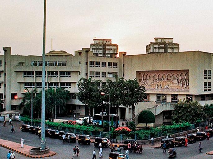 Expert doctor, allowed to hospital in the absence of fire NOC | तज्ज्ञ डॉक्टर, फायर एनओसी नसतानाही रुग्णालयाला परवानगी Expert doctor, allowed to hospital in the absence of fire NOC | तज्ज्ञ डॉक्टर, फायर एनओसी नसतानाही रुग्णालयाला परवानगी