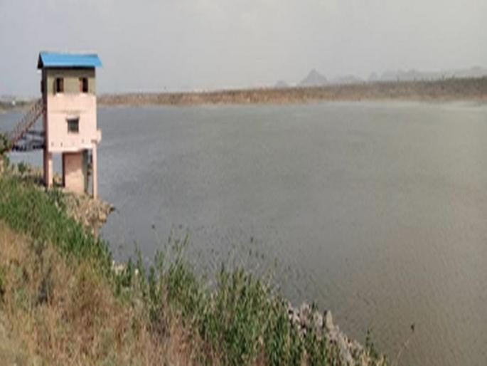 128 MPft water storage in the lake | नकाणे तलावात १२८ एमसीएफटी पाणीसाठा शिल्लक 128 MPft water storage in the lake | नकाणे तलावात १२८ एमसीएफटी पाणीसाठा शिल्लक