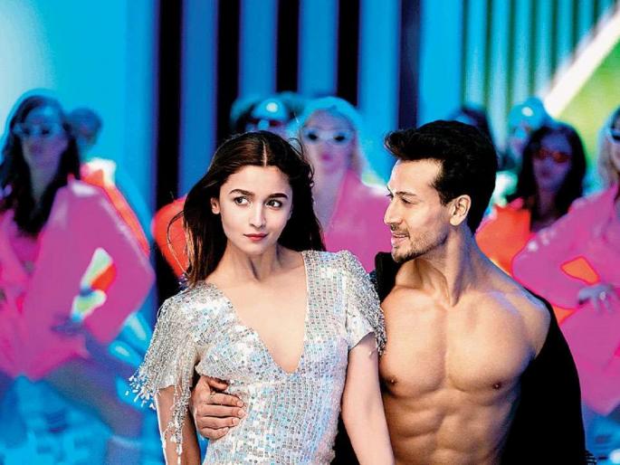 Student Of The Year 2's Hook Up Song out | 'स्टुडंट ऑफ द ईयर २' मधलं Hook Up Song आऊट, आलिया आणि टायगरची दिसली भन्नाट केमिस्ट्री Student Of The Year 2's Hook Up Song out | 'स्टुडंट ऑफ द ईयर २' मधलं Hook Up Song आऊट, आलिया आणि टायगरची दिसली भन्नाट केमिस्ट्री