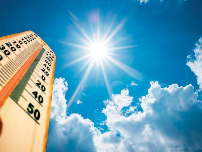 Ukada rises in Mumbai, temperature rises by 5 degrees | मुंबईत उकाडा वाढला, तापमानात ५ अंशांची वाढ Ukada rises in Mumbai, temperature rises by 5 degrees | मुंबईत उकाडा वाढला, तापमानात ५ अंशांची वाढ