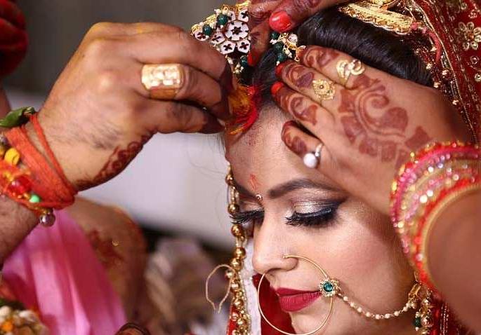Lockdown Wedding will come soon | आता होणार ‘लॉकडाउन वेडिंग’