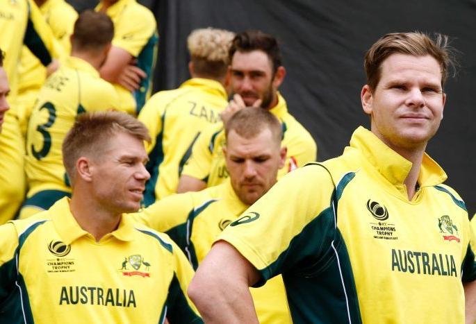 ICC World Cup 2019: fans flirt with Steven Smith and David Warner | आयसीसी वर्ल्डकप 2019 : स्मिथ-वॉर्नर धोकेबाज, चाहत्यांनी उडवली हुर्यो...