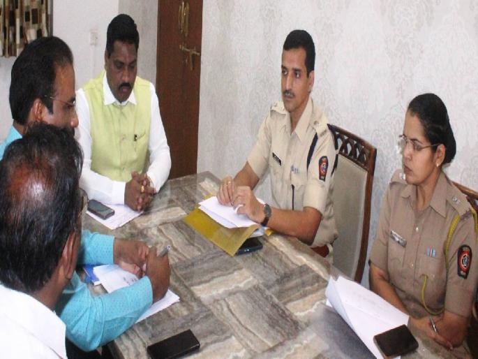 Provide benefits of financial assistance schemes to the backward elements; Provide self-employment opportunities! | मागास घटकांना अर्थसहाय्याच्या योजनांचा लाभ द्या; स्वयंरोजगाराच्या संधी उपलब्ध करुन द्या ! Provide benefits of financial assistance schemes to the backward elements; Provide self-employment opportunities! | मागास घटकांना अर्थसहाय्याच्या योजनांचा लाभ द्या; स्वयंरोजगाराच्या संधी उपलब्ध करुन द्या !