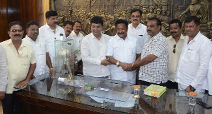 Yuvraj Patil elected as Speaker | सभापतीपदी युवराज पाटील यांची निवड