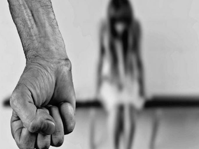 Delhi : Husband murder second wife with help of first wife, friend raped | पतीने मित्राकडून घडवून आणला दुसऱ्या पत्नीवर रेप, मग केली हत्या; पहिल्या पत्नीलाही अटक Delhi : Husband murder second wife with help of first wife, friend raped | पतीने मित्राकडून घडवून आणला दुसऱ्या पत्नीवर रेप, मग केली हत्या; पहिल्या पत्नीलाही अटक