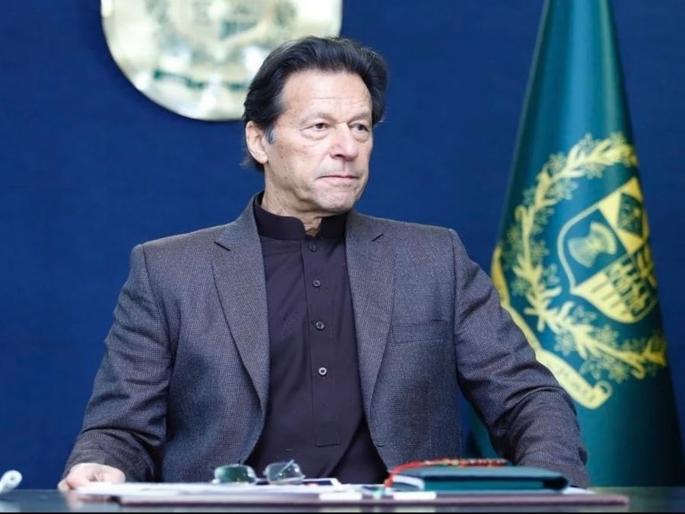 Imran Khan Pakistan Political Crisis: Who is the new Prime Minister of Pakistan? Shehbaz Sharif's name discussion after Imran Khan resigns | Imran khan: पाकिस्तानचा नवा पंतप्रधान कोण? इम्रान खान यांच्यानंतर हे नाव चर्चेत Imran Khan Pakistan Political Crisis: Who is the new Prime Minister of Pakistan? Shehbaz Sharif's name discussion after Imran Khan resigns | Imran khan: पाकिस्तानचा नवा पंतप्रधान कोण? इम्रान खान यांच्यानंतर हे नाव चर्चेत