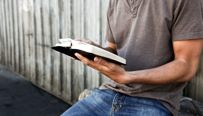 Sit at home and study the competition exams | घरी बसून करा स्पर्धा परीक्षांचा अभ्यास Sit at home and study the competition exams | घरी बसून करा स्पर्धा परीक्षांचा अभ्यास