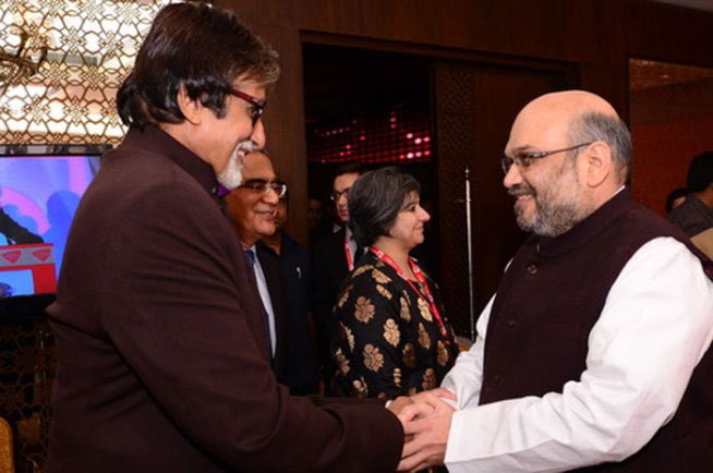 Amit Shah at the hospital, Amitabh Bachchan at home | अमित शहा रुग्णालयात, अमिताभ बच्चन घरी Amit Shah at the hospital, Amitabh Bachchan at home | अमित शहा रुग्णालयात, अमिताभ बच्चन घरी