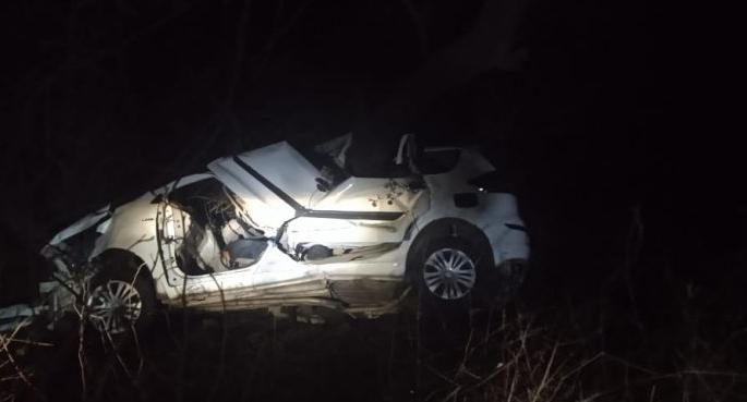 Asking for a lift kills son in law; The reality of a terrible accident in Amravati district | लिफ्ट मागणे बेतले जिवावर, जावयाचा मृत्यू; अमरावती जिल्ह्यातील भीषण अपघाताचे वास्तव Asking for a lift kills son in law; The reality of a terrible accident in Amravati district | लिफ्ट मागणे बेतले जिवावर, जावयाचा मृत्यू; अमरावती जिल्ह्यातील भीषण अपघाताचे वास्तव