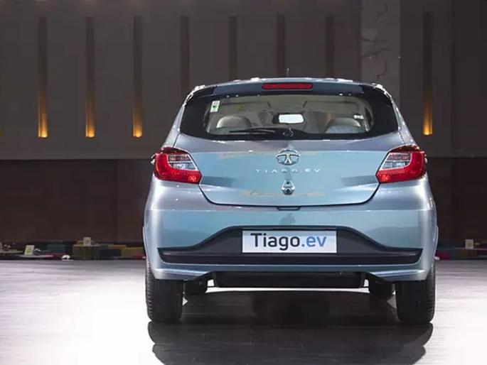 Tata Tiago EV prices hiked as deliveries begin...; The cheapest electric car has become so expensive by 20000 rs | टाटा टियागो ईव्हीची डिलीव्हरी सुरु होताच किंमती वाढविल्या...; सर्वात स्वस्त इलेक्ट्रीक कार एवढी झाली महाग...