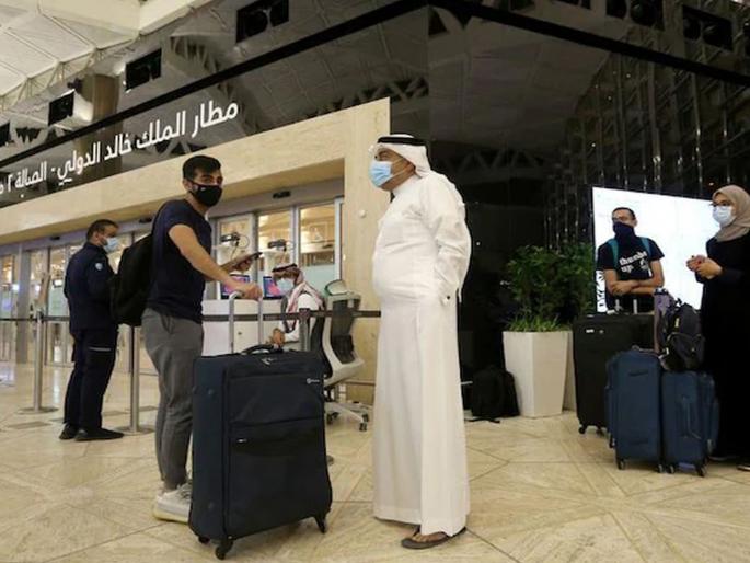 Lockdown's first Step! Saudi Arabia Bans Travel To India, 15 Other Countries Over Covid Outbreaks | Saudi Arabia Travel Ban: कोरोना निर्बंध पुन्हा परतू लागले! सौदीने भारतीयांसह १६ देशांच्या हवाई प्रवासावर बंदी घातली Lockdown's first Step! Saudi Arabia Bans Travel To India, 15 Other Countries Over Covid Outbreaks | Saudi Arabia Travel Ban: कोरोना निर्बंध पुन्हा परतू लागले! सौदीने भारतीयांसह १६ देशांच्या हवाई प्रवासावर बंदी घातली