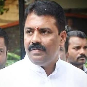 Shiv Sena leader Harishchandra Amgaonkar Passes away | मीरा-भाईंदर मनपामधील शिवसेना गटनेते हरिश्चंद्र आमगावकर यांचे निधन, कोरोनाविरोधातील झुंज ठरली अपयशी