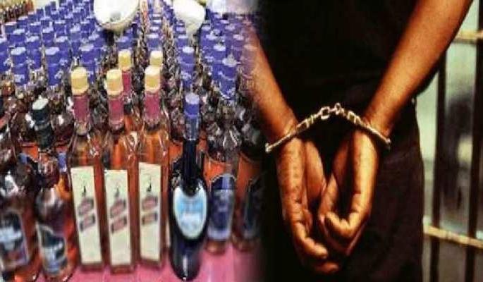 Solapur State Production Department Alert; 643 liquor smugglers arrested in five months | सोलापूर राज्य उत्पादन विभाग अलर्ट; पाच महिन्यात दारू तस्करी करणारे ६४३ जण अटकेत Solapur State Production Department Alert; 643 liquor smugglers arrested in five months | सोलापूर राज्य उत्पादन विभाग अलर्ट; पाच महिन्यात दारू तस्करी करणारे ६४३ जण अटकेत