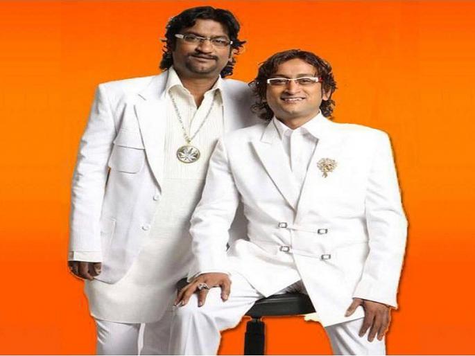 Changes made in the famous 'Chakkad'; Complaint lodged against musician Ajay-Atul | ‘माझी मैना गावावर...'; प्रसिद्ध गीताचे विडंबन केल्याने संगीतकार 'अजय-अतुल'विरूद्ध पोलिसांत तक्रार Changes made in the famous 'Chakkad'; Complaint lodged against musician Ajay-Atul | ‘माझी मैना गावावर...'; प्रसिद्ध गीताचे विडंबन केल्याने संगीतकार 'अजय-अतुल'विरूद्ध पोलिसांत तक्रार