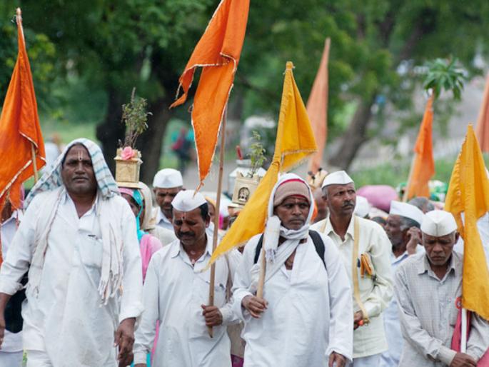 Kartik Vary, due to holidays, increased number of devotees in Pandit | कार्तिक वारी, सुटीमुळे पंढरीत भाविकांच्या संख्येत वाढ