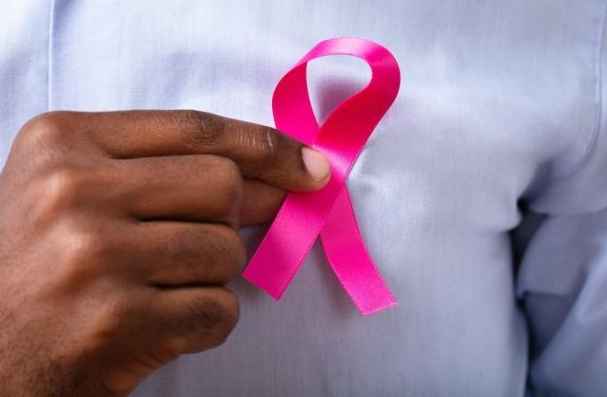 Breast Cancer Awareness Month; Breast cancer is becoming dangerous at a young age. | स्तन कर्करोग जनजागृती महिना; तरुण वयात धोकादायक ठरतोय ‘ब्रेस्ट कॅन्सर’  Breast Cancer Awareness Month; Breast cancer is becoming dangerous at a young age. | स्तन कर्करोग जनजागृती महिना; तरुण वयात धोकादायक ठरतोय ‘ब्रेस्ट कॅन्सर’