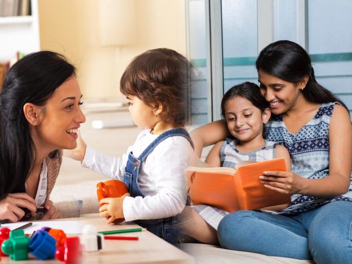 Parenting tips for Language Development In Children : 5 things parents should do to improve children's speech and language development | मुलांचे उच्चार स्पष्ट व्हावेत, त्यांना उत्तम बोलता यावे, त्यांच्या भाषा विकासासाठी पालकांनी कराव्या ५ गोष्टी..