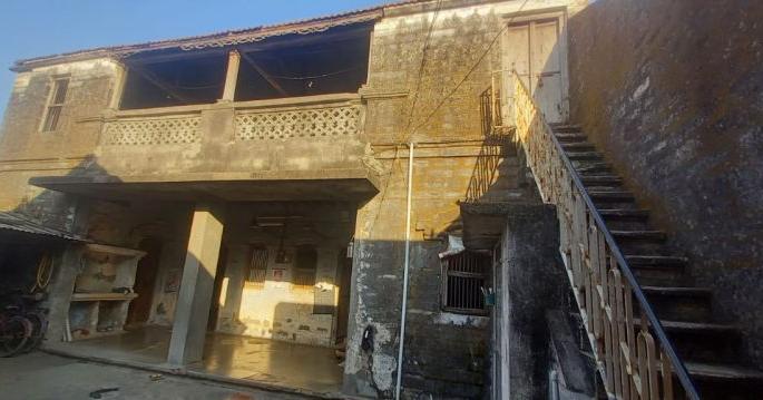 Why do you take a house, a house....Barry. Mohammad Ali Jinnah's house is for sale! | घर घेता का घर.... बॅरि. मोहम्मद अली जिना यांचे घर विकणे आहे! Why do you take a house, a house....Barry. Mohammad Ali Jinnah's house is for sale! | घर घेता का घर.... बॅरि. मोहम्मद अली जिना यांचे घर विकणे आहे!
