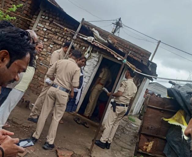 Suspicious death of sisters; Possibility of assassination? | चिमुकल्या सख्ख्या बहिणींचा संशयास्पद मृत्यू; घातपाताची शक्यता?