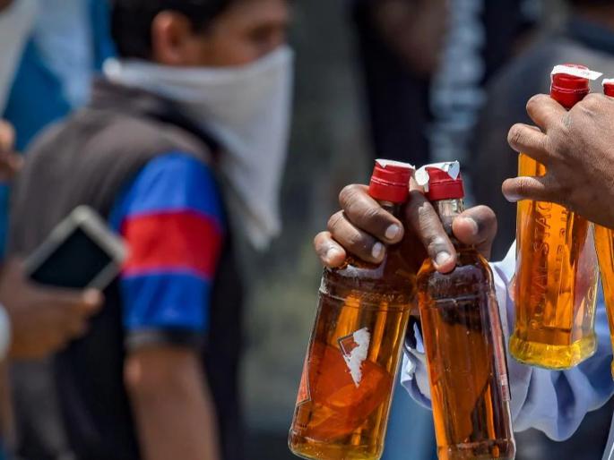 liquor ban: Uncle want to trap nephew in Bihar; Exposed by Police | काकाला वाचवा! दारुबंदी कायद्यात पुतण्याला अडकवायचे होते; पोलखोल झाली, बडा अधिकारीच अडकला liquor ban: Uncle want to trap nephew in Bihar; Exposed by Police | काकाला वाचवा! दारुबंदी कायद्यात पुतण्याला अडकवायचे होते; पोलखोल झाली, बडा अधिकारीच अडकला