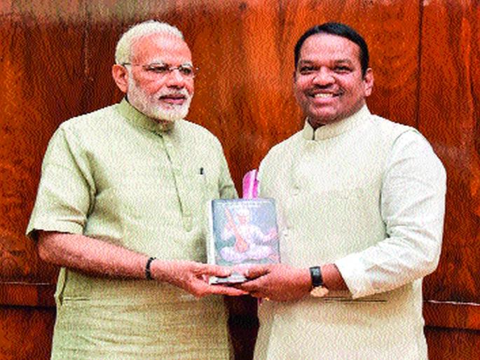 Krantiveer Chapekar's Postal Ticket launch | चापेकरांवर लवकरच टपाल तिकीट