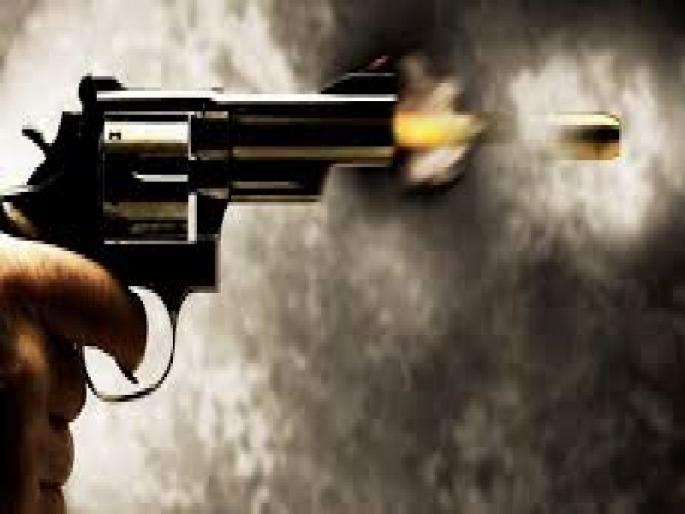 Unknown passenger firing at Latur bus station | लातूर बस स्थानकात अज्ञात प्रवाशाचा गोळीबार Unknown passenger firing at Latur bus station | लातूर बस स्थानकात अज्ञात प्रवाशाचा गोळीबार