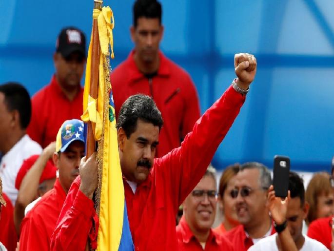 US sanctions Venezuelan Prez Maduro & calls him a dictator | व्हेनेझुएलाच्या 'हुकुमशहा' राष्ट्राध्यक्षांवर अमेरिकेने घातले निर्बंध  US sanctions Venezuelan Prez Maduro & calls him a dictator | व्हेनेझुएलाच्या 'हुकुमशहा' राष्ट्राध्यक्षांवर अमेरिकेने घातले निर्बंध