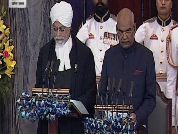 ... when the President becomes the Chief Justice for a few moments | ...जेव्हा काही क्षणांसाठी सरन्यायाधीश बनतात राष्ट्रपती ... when the President becomes the Chief Justice for a few moments | ...जेव्हा काही क्षणांसाठी सरन्यायाधीश बनतात राष्ट्रपती