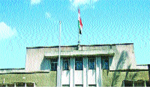 Zilla Parishad is proud of the Father's message; Deposit on Monetary Account! | पित्याच्या हंबरड्यानं जिल्हा परिषद गहिवरली; मानधन खात्यावर जमा! Zilla Parishad is proud of the Father's message; Deposit on Monetary Account! | पित्याच्या हंबरड्यानं जिल्हा परिषद गहिवरली; मानधन खात्यावर जमा!