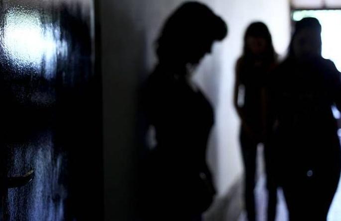 A accused from Akola was running a sex racket in Amravati | अकाेल्यातील आराेपी अमरावतीत चालवत हाेता सेक्स रॅकेट A accused from Akola was running a sex racket in Amravati | अकाेल्यातील आराेपी अमरावतीत चालवत हाेता सेक्स रॅकेट