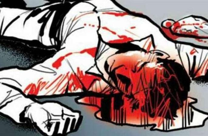 A friend kills a friend by crushing a stone | दगडाने ठेचून मित्रानेच केली मित्राची हत्या A friend kills a friend by crushing a stone | दगडाने ठेचून मित्रानेच केली मित्राची हत्या