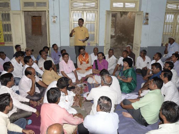 A rally in Jalgaon against 'Padmavati' on 19th January | ‘पद्मावती’ विरुद्ध 19 जानेवारी रोजी जळगाव येथे मोर्चा A rally in Jalgaon against 'Padmavati' on 19th January | ‘पद्मावती’ विरुद्ध 19 जानेवारी रोजी जळगाव येथे मोर्चा