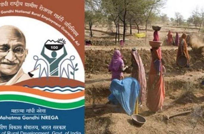 MNREGA scandal at Waghlud; 124 bank accounts sealed! | वाघळूद येथे रोहयो घोटाळा; १२४ बँक खाते केले सील! MNREGA scandal at Waghlud; 124 bank accounts sealed! | वाघळूद येथे रोहयो घोटाळा; १२४ बँक खाते केले सील!