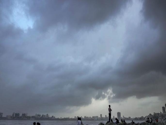 Chance of rain in Mumbai Marathwada will also rain with lightning Latest weather forecast for 24 hours | मुंबईत पावसाची शक्यता, मराठवाड्यातही विजांच्या कडकडाटासह बरसणार; २४ तासांसाठी हवामान अंदाज Chance of rain in Mumbai Marathwada will also rain with lightning Latest weather forecast for 24 hours | मुंबईत पावसाची शक्यता, मराठवाड्यातही विजांच्या कडकडाटासह बरसणार; २४ तासांसाठी हवामान अंदाज