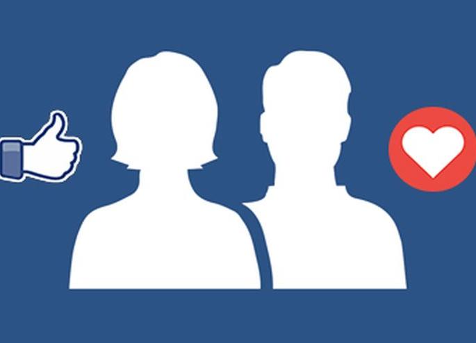He was introduced on Facebook .. I called her later and locked her in the lodge ... | फेसबुकवरून त्यांची झाली ओळख.. पुढे तिला बोलावून लॉजमध्ये कोंडले... He was introduced on Facebook .. I called her later and locked her in the lodge ... | फेसबुकवरून त्यांची झाली ओळख.. पुढे तिला बोलावून लॉजमध्ये कोंडले...