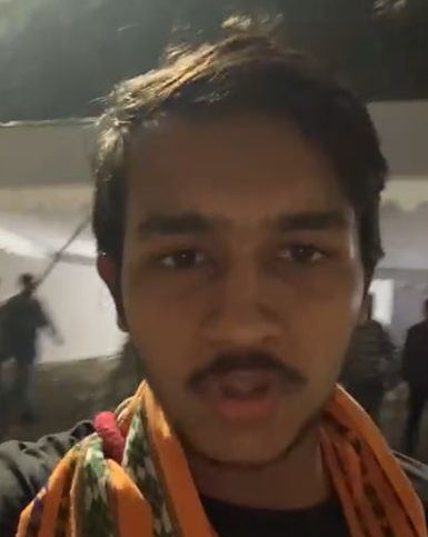 Nagpurkar student beaten up in Bangladesh; The incident happened during the India-Bangladesh cricket match | नागपूरकर विद्यार्थ्याला भारत-बांगलादेश क्रिकेट सामन्यादरम्यान मारहाण Nagpurkar student beaten up in Bangladesh; The incident happened during the India-Bangladesh cricket match | नागपूरकर विद्यार्थ्याला भारत-बांगलादेश क्रिकेट सामन्यादरम्यान मारहाण