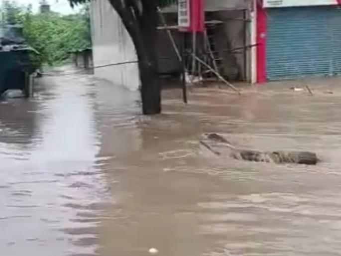 big news; Thunderstorms in Kem area; Many villages lost contact | मोठी बातमी; केम परिसरात ढगफुटीसारखा पाऊस; अनेक गावांचा संपर्क तुटला big news; Thunderstorms in Kem area; Many villages lost contact | मोठी बातमी; केम परिसरात ढगफुटीसारखा पाऊस; अनेक गावांचा संपर्क तुटला